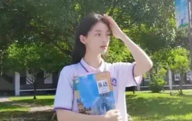 娱乐吃瓜酱艺考生